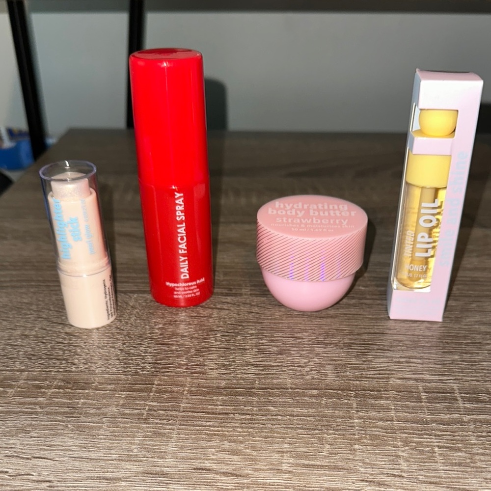 Skincare highlighter stick & Daily Spray & Body Butter & tinted Lip Oil